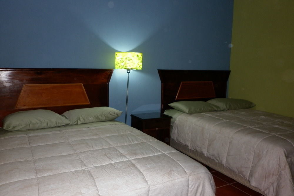 Hotel Ribiera Del Lago Peten Itza San Roman エクステリア 写真