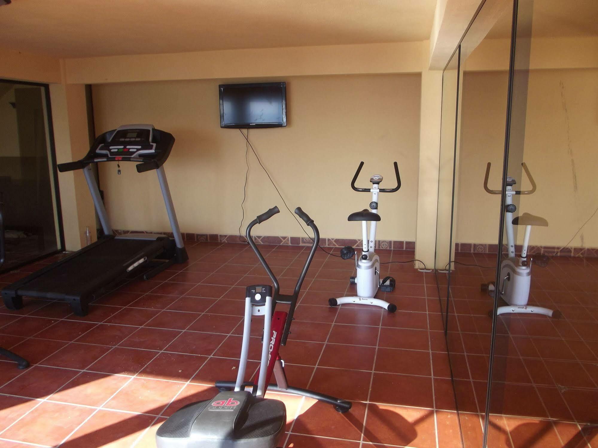 Hotel Ribiera Del Lago Peten Itza San Roman エクステリア 写真