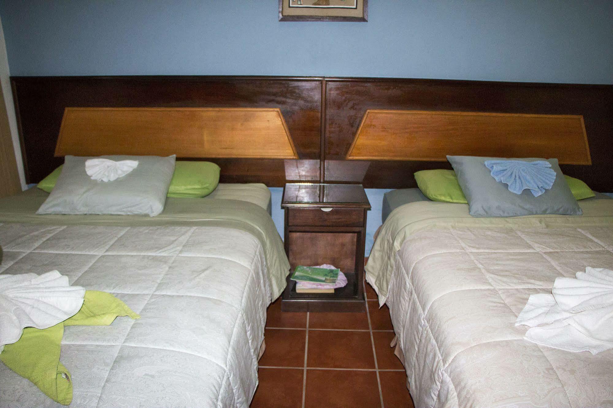 Hotel Ribiera Del Lago Peten Itza San Roman エクステリア 写真