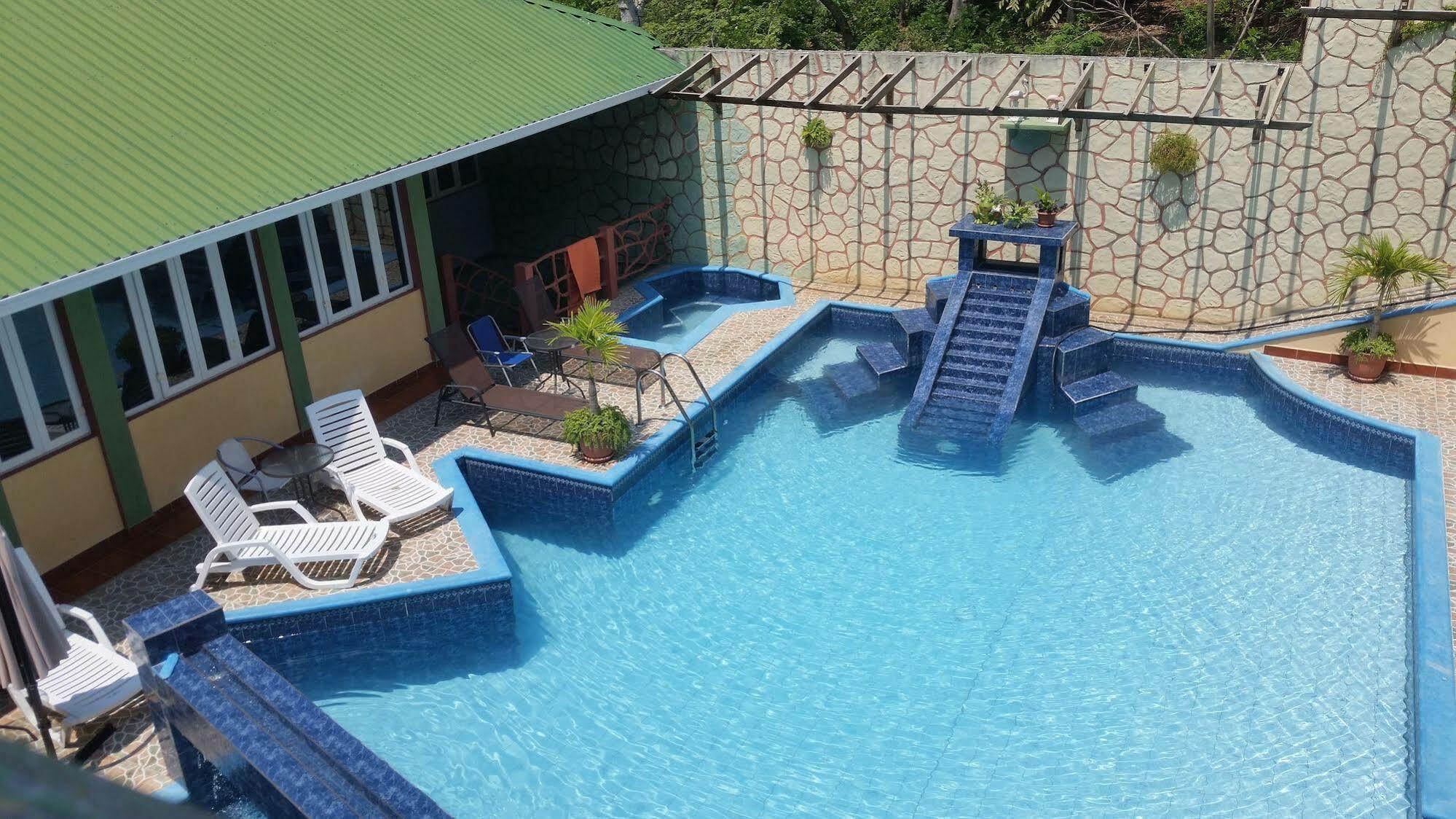 Hotel Ribiera Del Lago Peten Itza San Roman エクステリア 写真